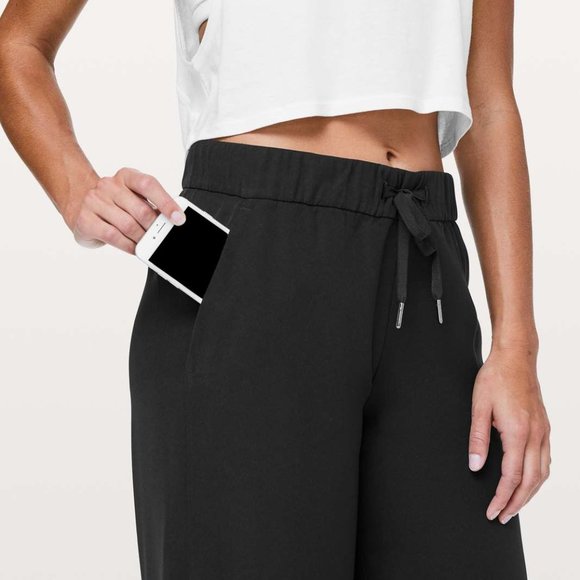 Lululemon On the Fly Wide Leg Woven *NWT* - Picture 4 of 5